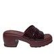 Maroon / 06