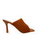 Brown / 06